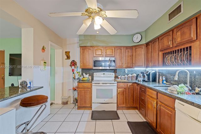 20054 NW 12th Pl, Miami Gardens, FL 33169