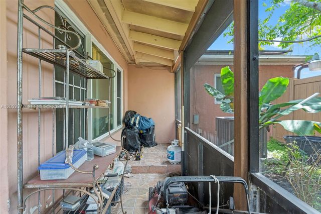 20054 NW 12th Pl, Miami Gardens, FL 33169