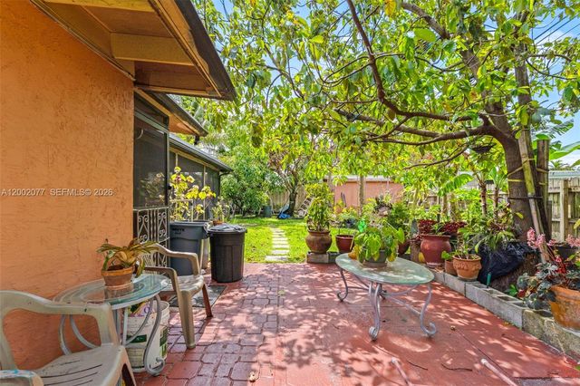 20054 NW 12th Pl, Miami Gardens, FL 33169