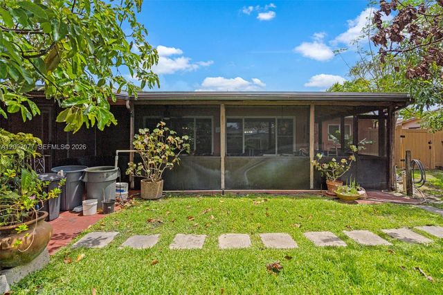 20054 NW 12th Pl, Miami Gardens, FL 33169