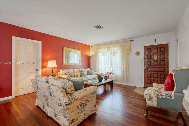 20054 NW 12th Pl, Miami Gardens, FL 33169