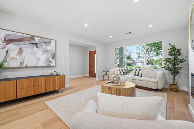 1594 Inverness Circle, San Jose, CA 95124