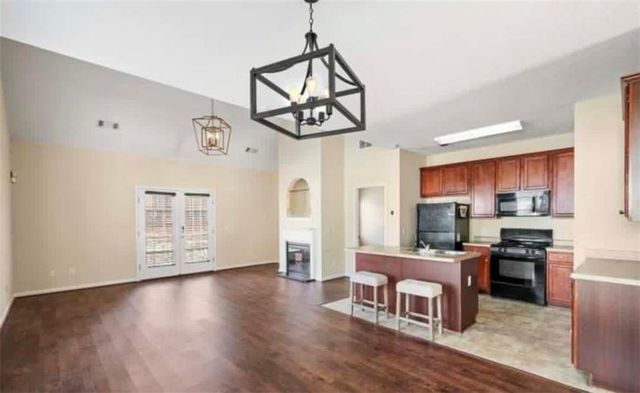 2162 Capella Circle SW, Atlanta, GA 30331