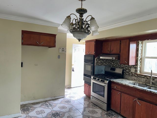 15210 Evers Street, Dolton, IL 60419