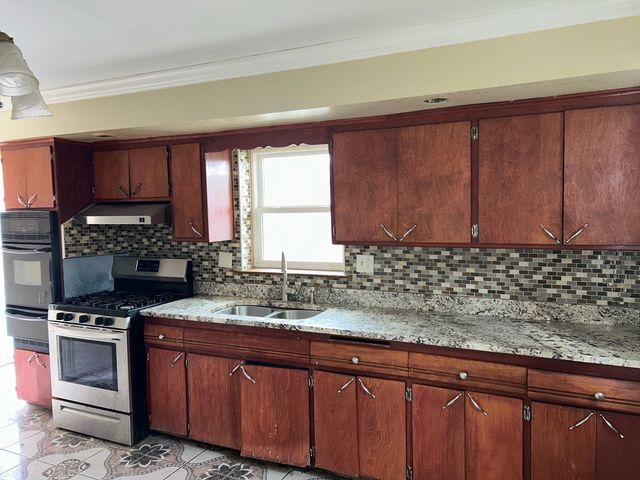 15210 Evers Street, Dolton, IL 60419