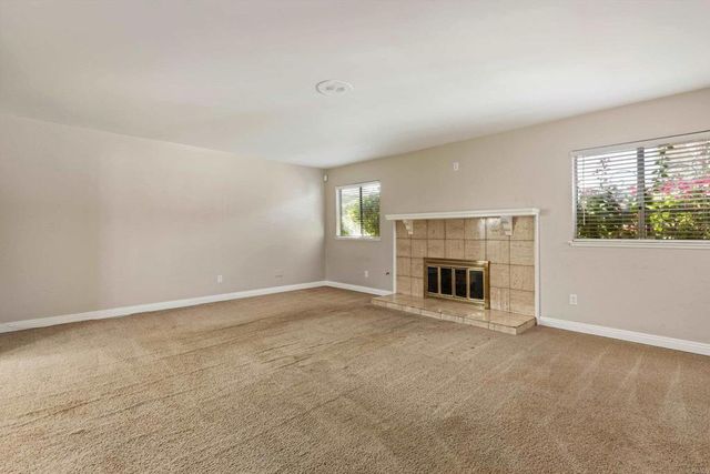 909 San Pablo Drive, San Marcos, CA 92078