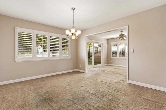 909 San Pablo Drive, San Marcos, CA 92078