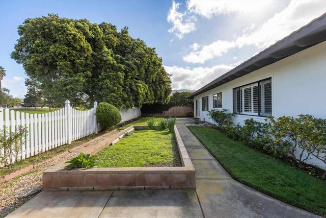 909 San Pablo Drive, San Marcos, CA 92078