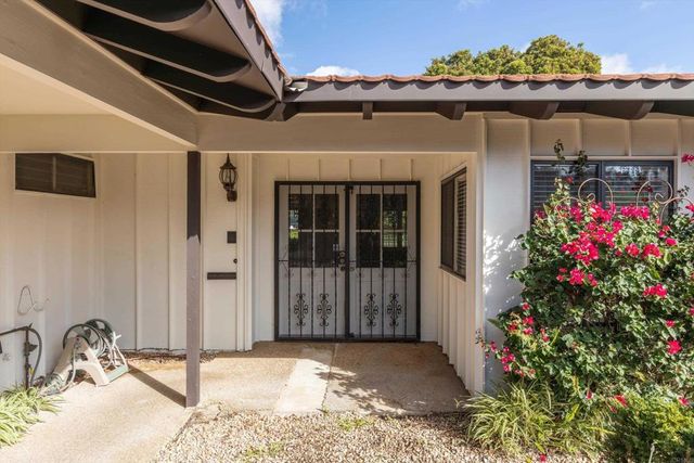 909 San Pablo Drive, San Marcos, CA 92078