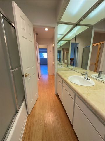 2235 W 25th 112, San Pedro, CA 90732