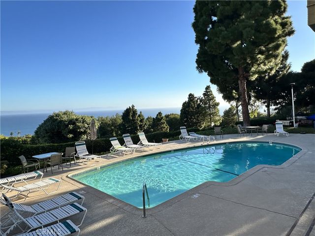 2235 W 25th 112, San Pedro, CA 90732