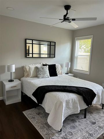 200 Missouri Avenue, St James, MO 65559