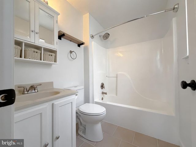 221 PAWNEE LN, Lusby, MD 20657