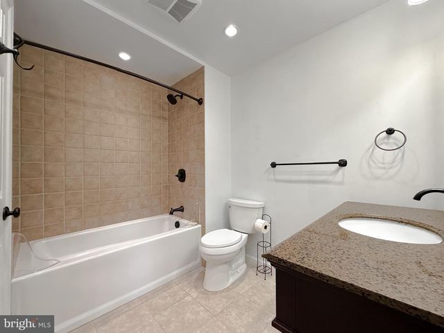 221 PAWNEE LN, Lusby, MD 20657