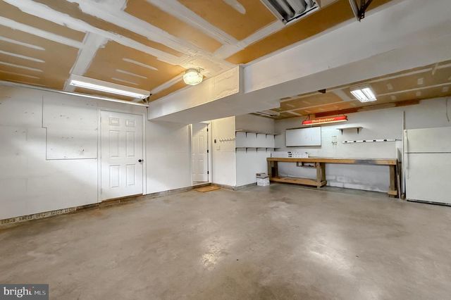 221 PAWNEE LN, Lusby, MD 20657