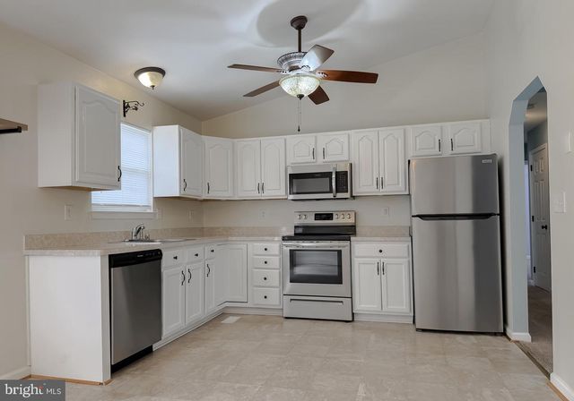 221 PAWNEE LN, Lusby, MD 20657