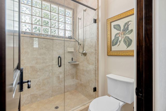 1611 N Pienza Street, Visalia, CA 93291