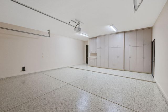 1611 N Pienza Street, Visalia, CA 93291