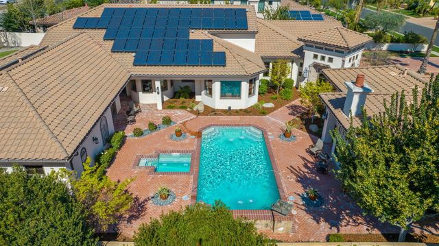 1611 N Pienza Street, Visalia, CA 93291