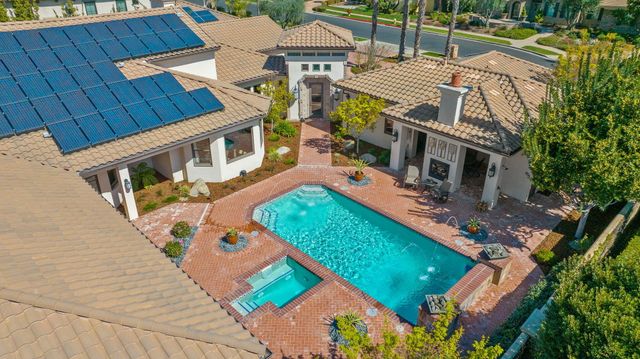 1611 N Pienza Street, Visalia, CA 93291