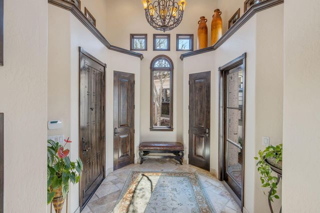 1611 N Pienza Street, Visalia, CA 93291