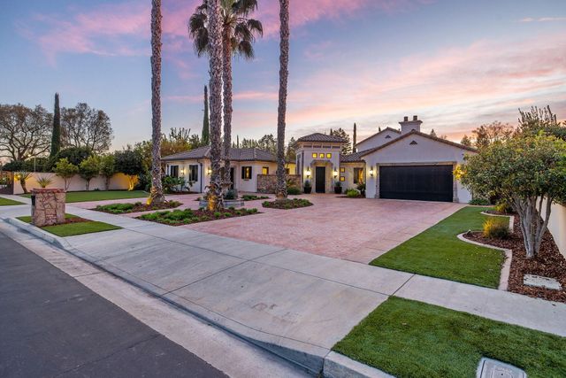 1611 N Pienza Street, Visalia, CA 93291