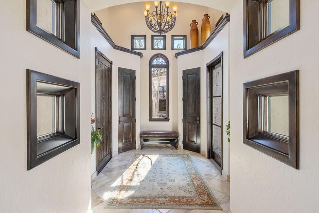 1611 N Pienza Street, Visalia, CA 93291