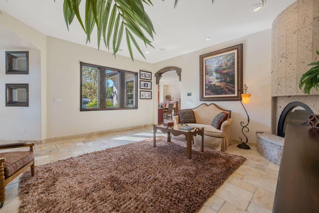 1611 N Pienza Street, Visalia, CA 93291