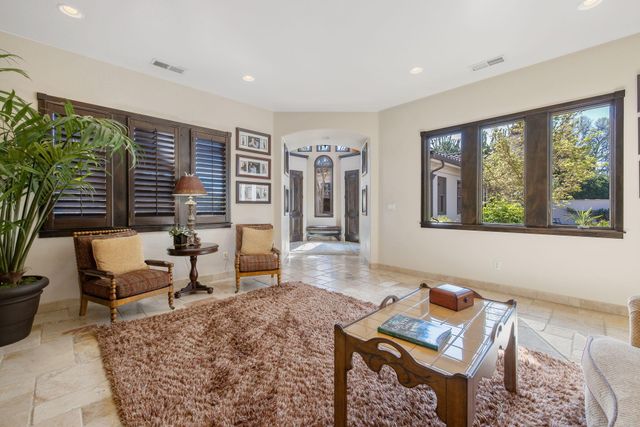 1611 N Pienza Street, Visalia, CA 93291