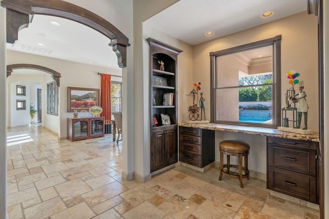 1611 N Pienza Street, Visalia, CA 93291