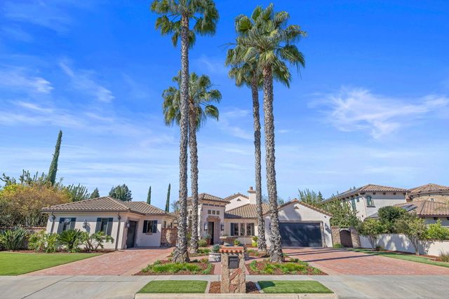 1611 N Pienza Street, Visalia, CA 93291