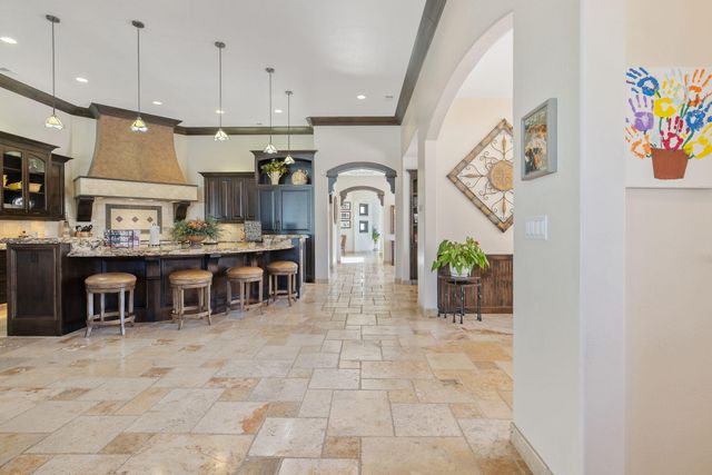 1611 N Pienza Street, Visalia, CA 93291