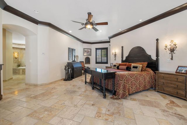 1611 N Pienza Street, Visalia, CA 93291