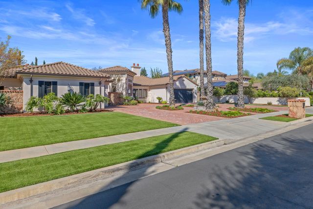 1611 N Pienza Street, Visalia, CA 93291