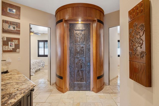 1611 N Pienza Street, Visalia, CA 93291