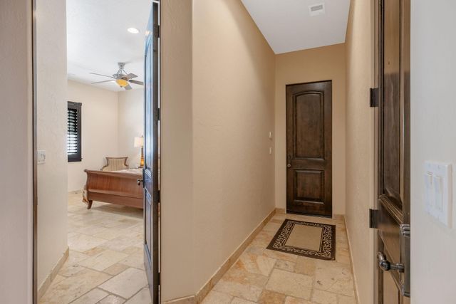 1611 N Pienza Street, Visalia, CA 93291