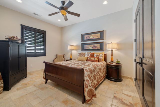 1611 N Pienza Street, Visalia, CA 93291