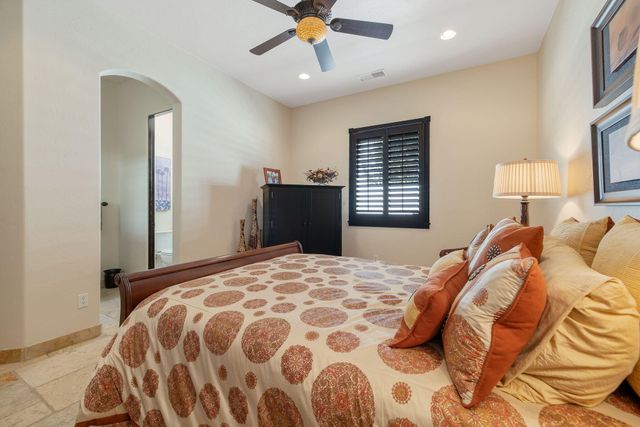 1611 N Pienza Street, Visalia, CA 93291