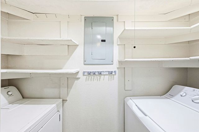 2014 Willoughby Lane 4624, Arlington, TX 76011