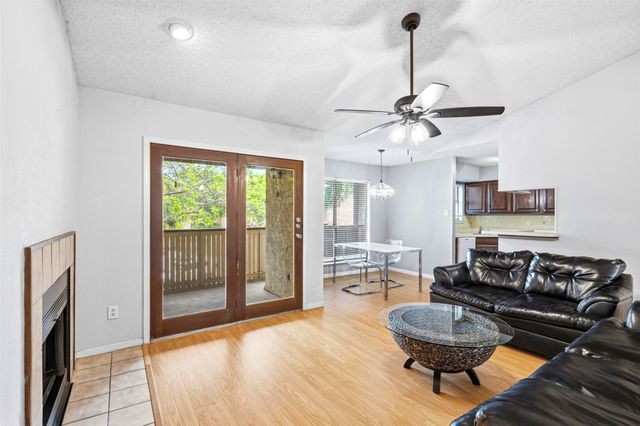 2014 Willoughby Lane 4624, Arlington, TX 76011