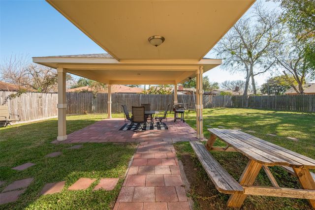 13703 Templar Lane, Sugar Land, TX 77498