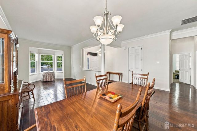 5 Ascot Court, South Brunswick, NJ 08824