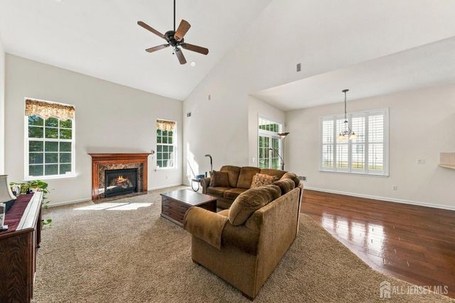 5 Ascot Court, South Brunswick, NJ 08824