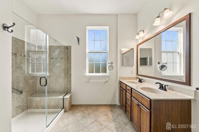 5 Ascot Court, South Brunswick, NJ 08824