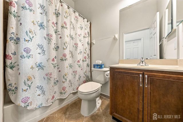 5 Ascot Court, South Brunswick, NJ 08824