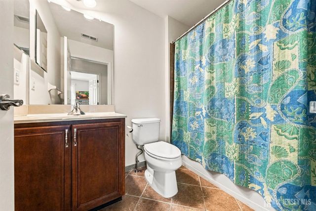 5 Ascot Court, South Brunswick, NJ 08824