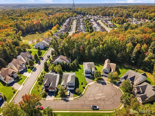 5 Ascot Court, South Brunswick, NJ 08824