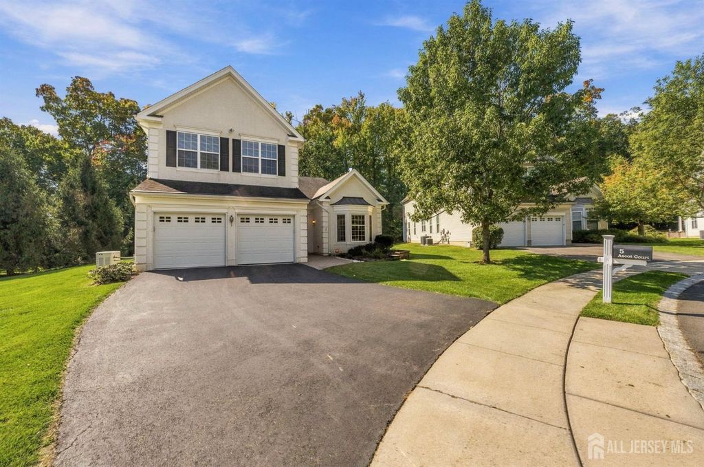 5 Ascot Court, South Brunswick, NJ 08824