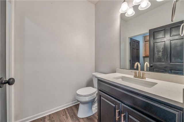 11608 W 117 Terrace, Overland Park, KS 66210