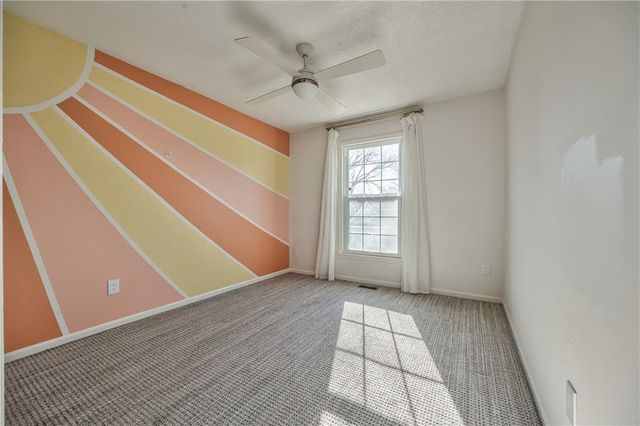 11608 W 117 Terrace, Overland Park, KS 66210